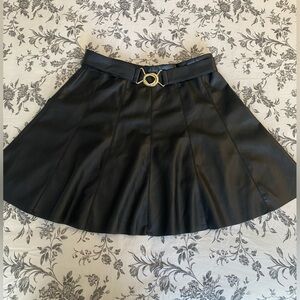 NWOT House of Harlow 1960 Faux Leather Skirt Size S